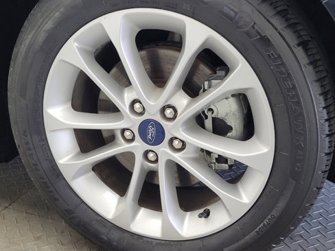 Used 2020 Ford Fusion SE w/ Fleet SE Value Package image 31