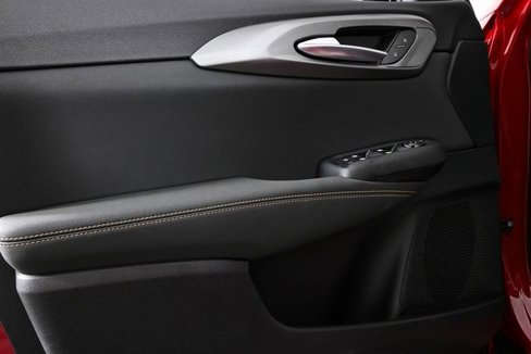 New 2025 Alfa Romeo Tonale w/ Premium Package image 7