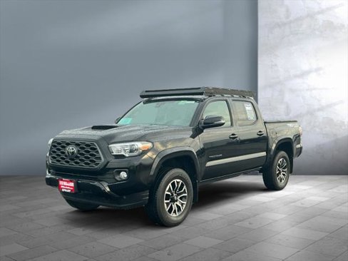 Certified 2022 Toyota Tacoma TRD Sport image 1