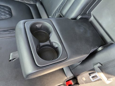 Used 2024 Ford Edge Titanium image 28