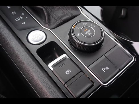 Used 2019 Volkswagen Atlas SEL image 24