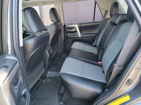 Used 2018 Toyota 4Runner SR5 Premium image 13