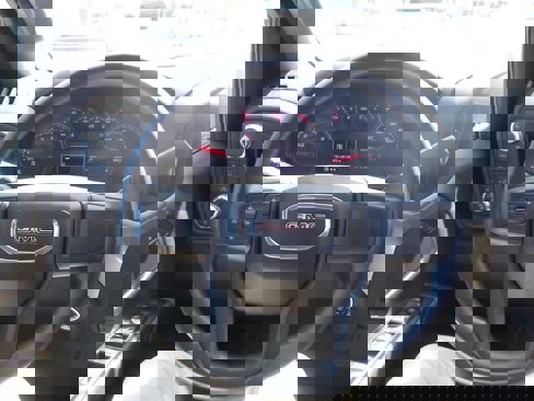 Used 2023 GMC Sierra 1500 Pro w/ Pro Value Package image 17