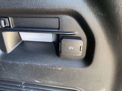 Used 2020 Ford Explorer XLT w/ Comfort Package image 16
