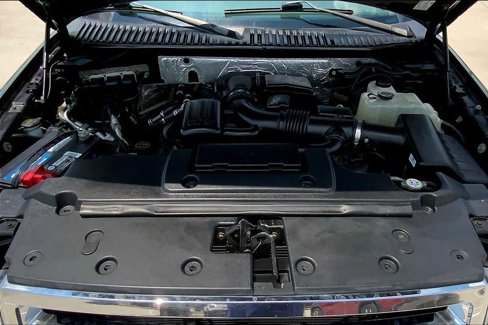 Used 2014 Ford Expedition XLT image 27
