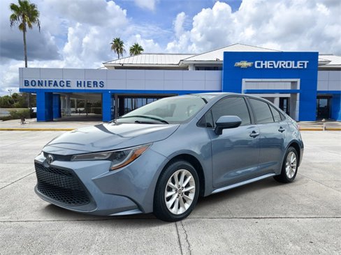 Used 2020 Toyota Corolla LE image 3
