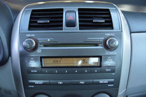 Used 2011 Toyota Corolla LE image 22