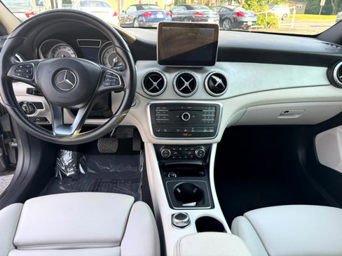 Used 2016 Mercedes-Benz GLA 250 4MATIC image 15