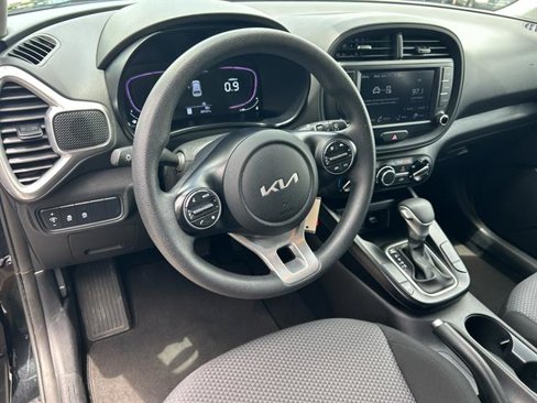 Used 2024 Kia Soul LX w/ Option Group 015 image 8