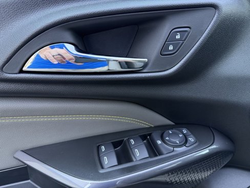 New 2026 Chevrolet Trax ACTIV w/ Sunroof Package image 15
