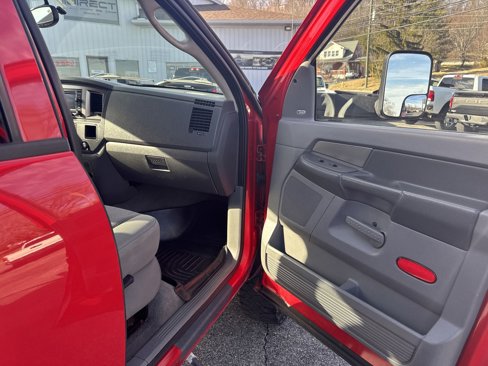 Used 2006 Dodge Ram 3500 Truck SLT image 21