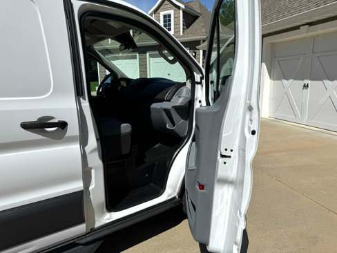 Used 2018 Ford Transit 250 148 Low Roof image 13