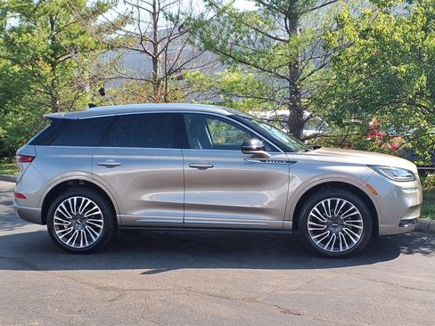 Used 2021 Lincoln Corsair Reserve w/ Sport Package image 8