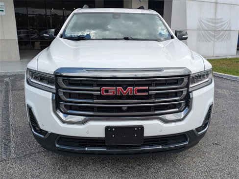 Used 2022 GMC Acadia AT4 w/ Technology Package image 9