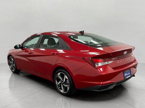 Certified 2023 Hyundai Elantra SEL w/ Convenience Package image 6
