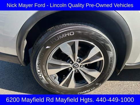 Used 2023 Nissan Murano SV image 29