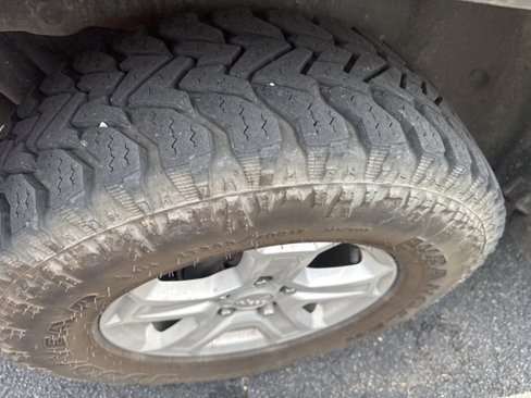 Used 2020 Jeep Wrangler Sport image 4
