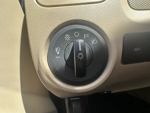 Used 2010 Ford Escape XLT image 19
