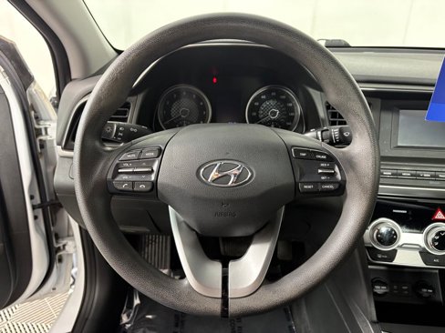 Used 2019 Hyundai Elantra SE w/ Cargo Package image 15