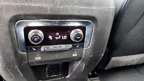 Used 2023 GMC Yukon Denali image 25