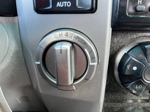 Used 2004 Toyota 4Runner Limited image 25