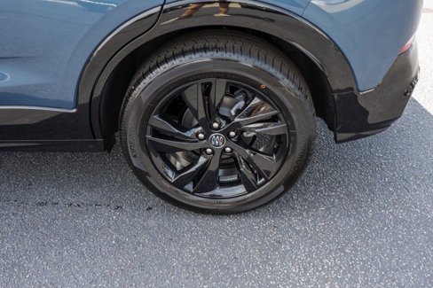 New 2026 Buick Encore GX Sport Touring image 9