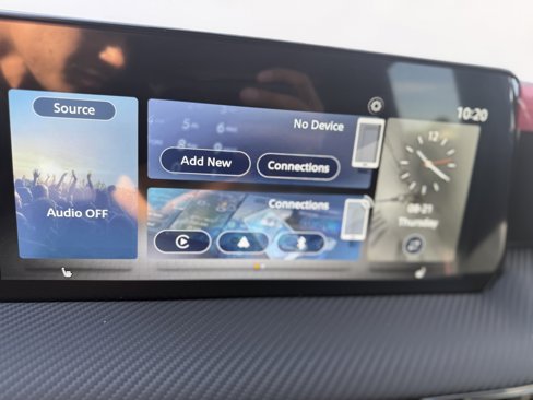New 2025 Nissan Kicks SR w/ SR Premium Package image 14