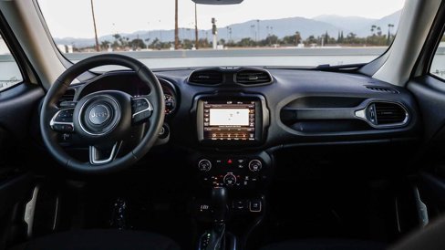 Certified 2023 Jeep Renegade Latitude image 13