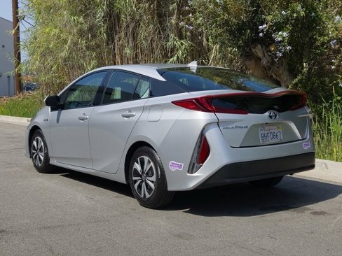 Used 2018 Toyota Prius Prime Premium image 29