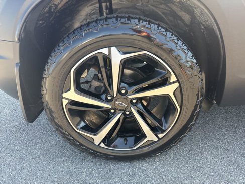 Used 2021 Chevrolet TrailBlazer RS w/ Technology Package image 9