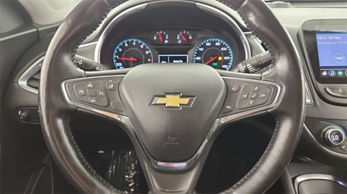Used 2020 Chevrolet Malibu LT w/ Leather Package image 11