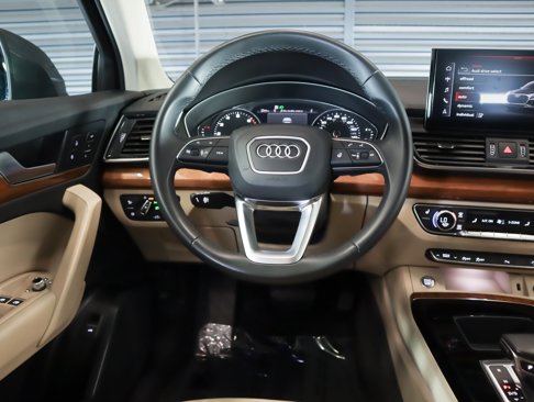 Used 2022 Audi Q5 2.0T Premium w/ Convenience Package image 17