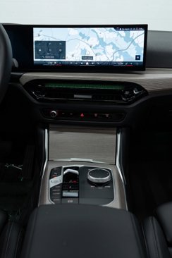 Used 2025 BMW 430i Coupe w/ Premium Package image 21