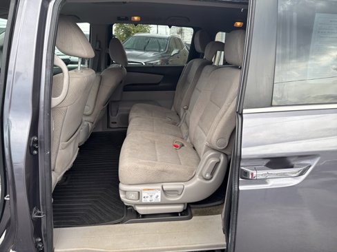 Used 2016 Honda Odyssey SE image 9