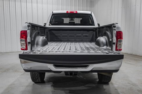 Used 2020 RAM 2500 Tradesman w/ Chrome Appearance Group image 59