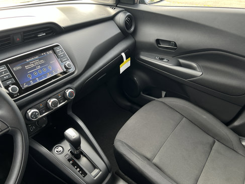 New 2025 Nissan Kicks Play S image 26