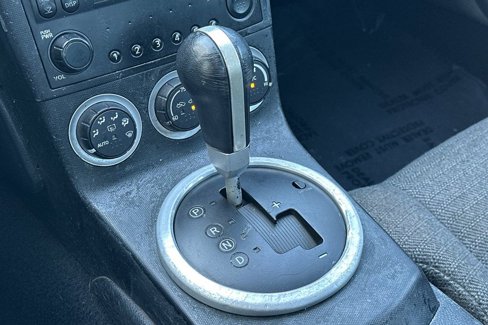 Used 2004 Nissan 350Z Enthusiast image 25