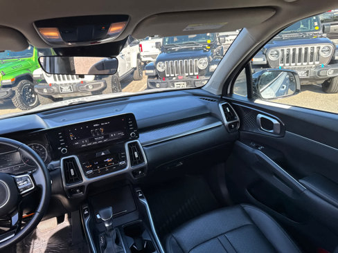 Used 2022 Kia Sorento S image 34