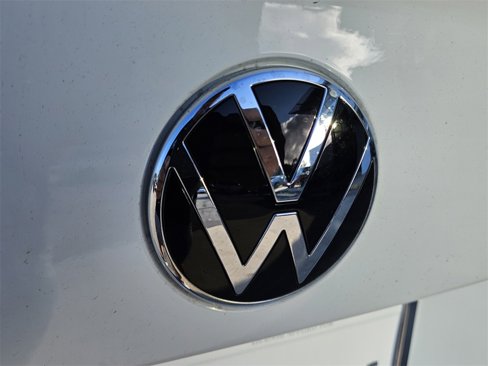Certified 2024 Volkswagen Jetta Sport image 12