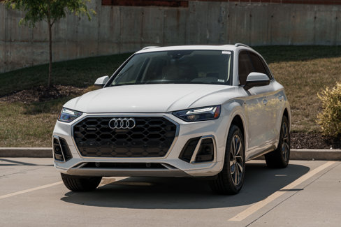 Used 2022 Audi Q5 2.0T Premium Plus w/ Premium Plus Package image 7