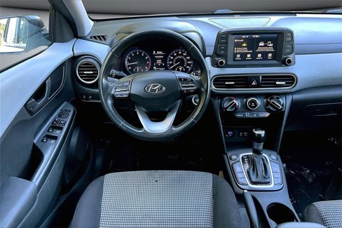 Used 2021 Hyundai Kona SEL image 8