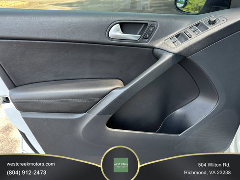Used 2017 Volkswagen Tiguan Sport image 19
