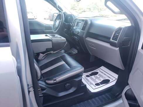 Used 2016 Ford F150 XLT image 15