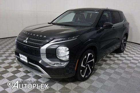 Used 2024 Mitsubishi Outlander SE image 11