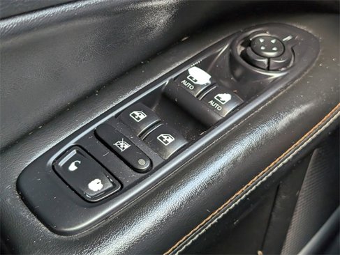 Used 2018 Jeep Compass Latitude w/ Popular Equipment Group image 19
