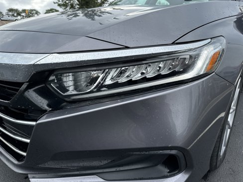 Used 2021 Honda Accord LX image 6