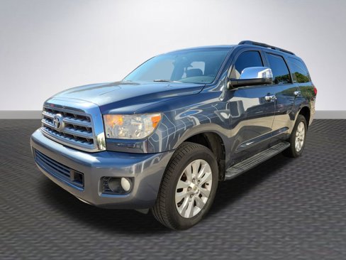 Used 2010 Toyota Sequoia Platinum image 3