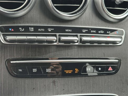 Used 2022 Mercedes-Benz GLC 300 4MATIC image 5