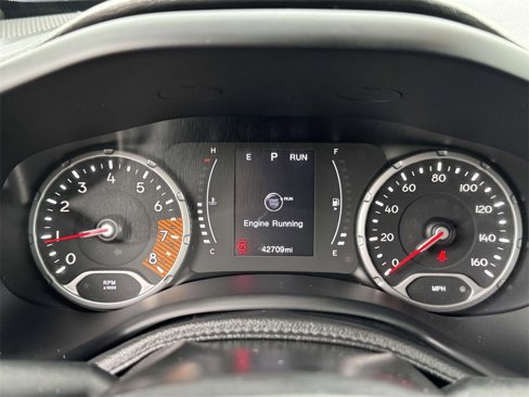 Certified 2020 Jeep Renegade Altitude image 24