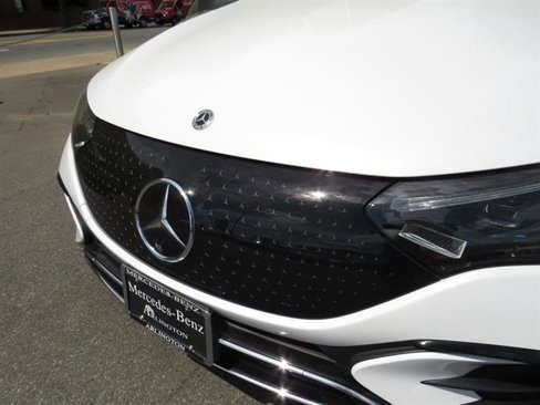 Certified 2023 Mercedes-Benz EQE 350+ 4MATIC Sedan w/ Exclusive Trim Package image 24